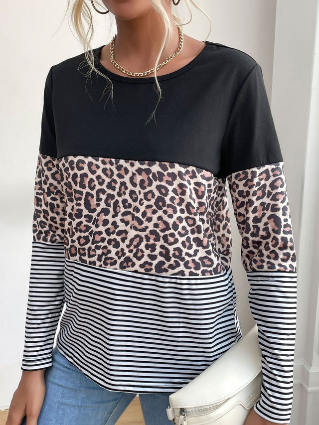 Colourblocked T-shirt in Black Cotton Long Sleeve - Nowi Korean Fashion