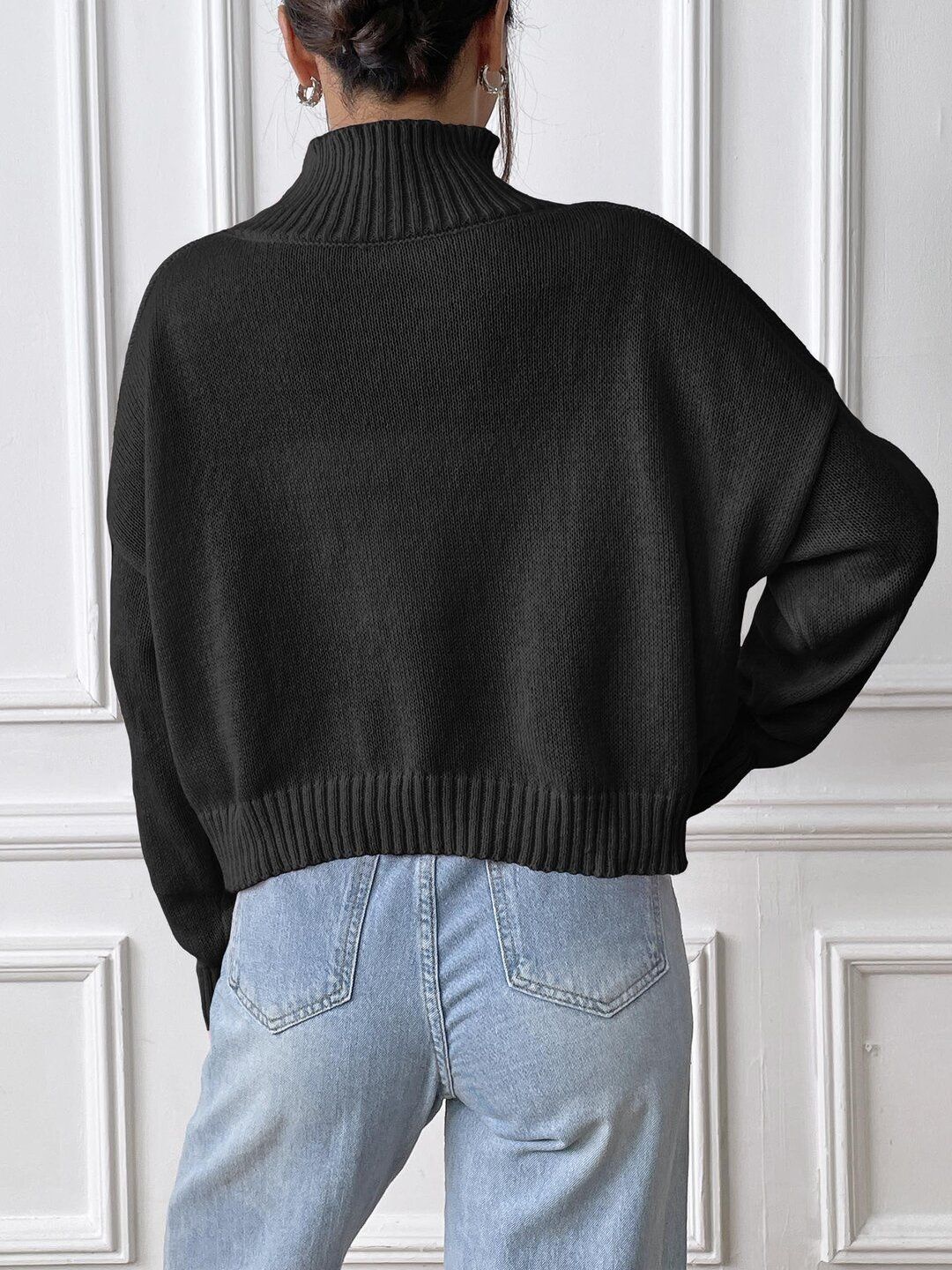 Women Embroidered Crop Pullover with Embroidered Detail