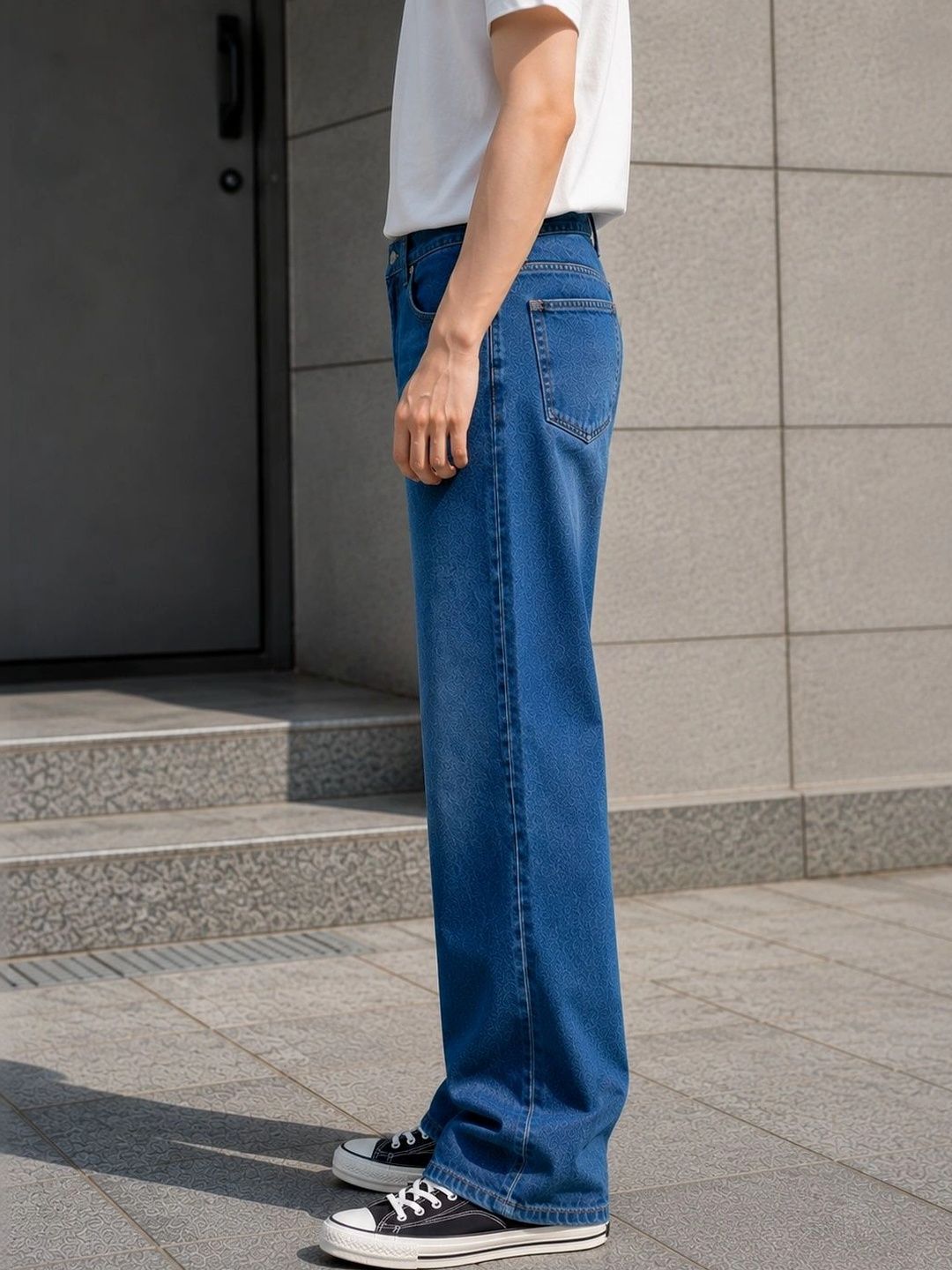 Men Bootcut Mid-Rise Light Fade Jeans