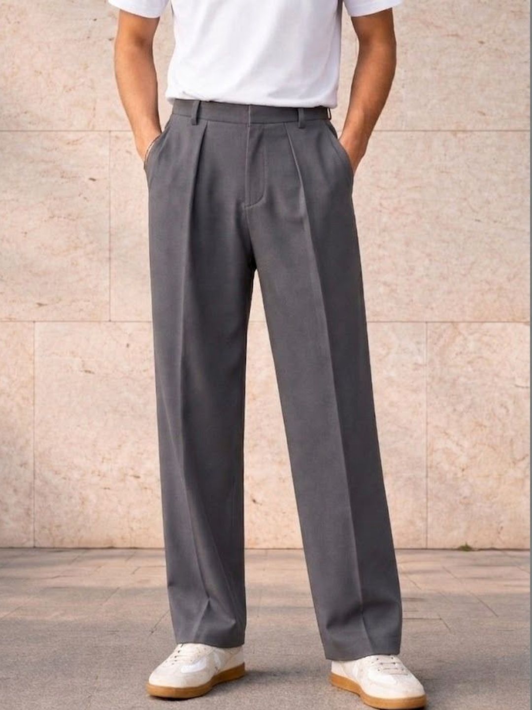 Men Pleated Trousers