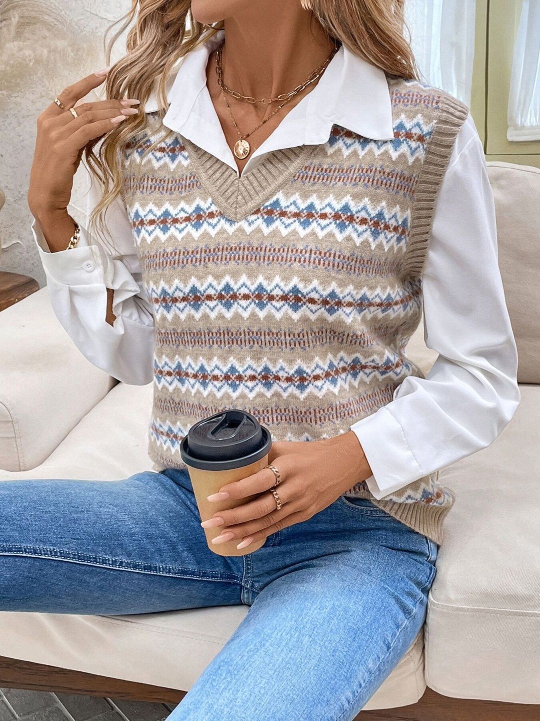 Printed Sweater Vest in Beige - Nowi Korean Fashion