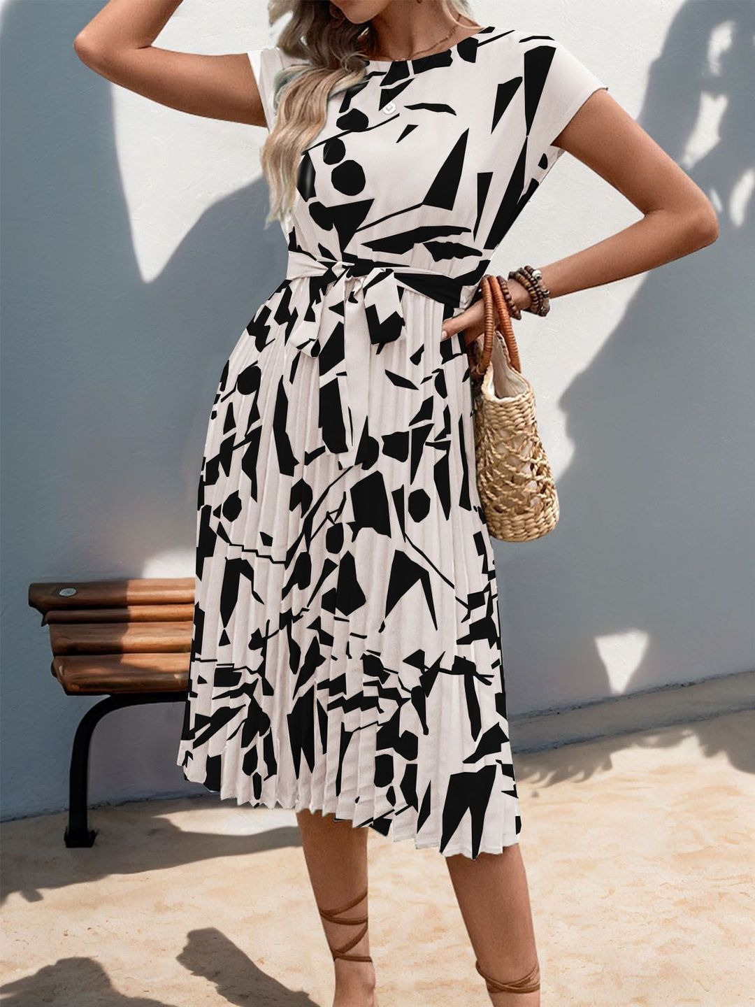 NOWI Printed Fit & Flare Midi Dress