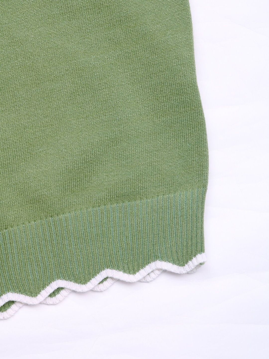 Women's Green Pullover Blend