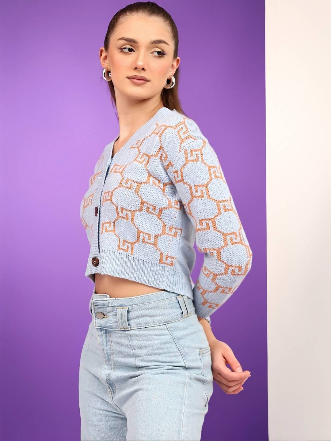 Women Printed Woollen Crop Cardigan