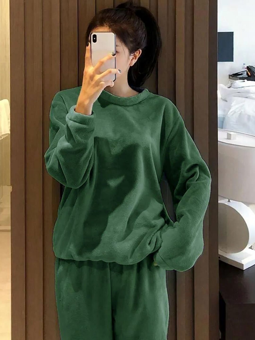 Round Neck Long Sleeves Night Suit