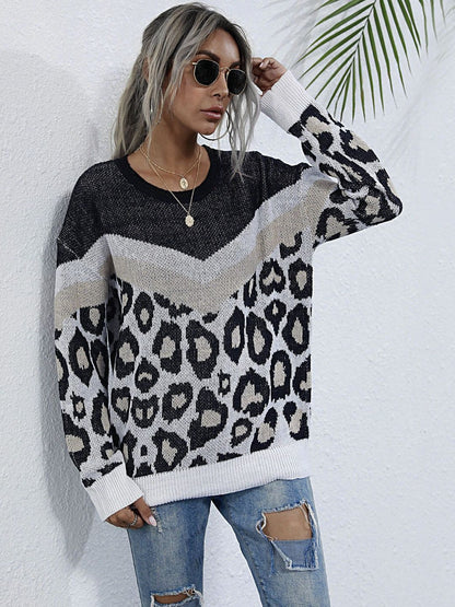 Women's Black Animal Printed Pullover Blend Regular Fit