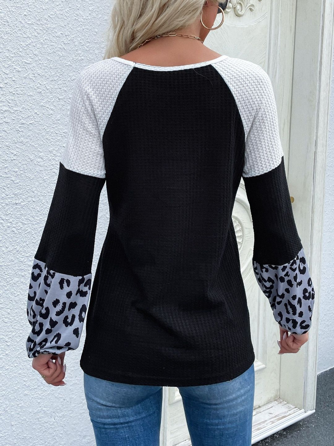 Women Colourblocked Sweatshirt