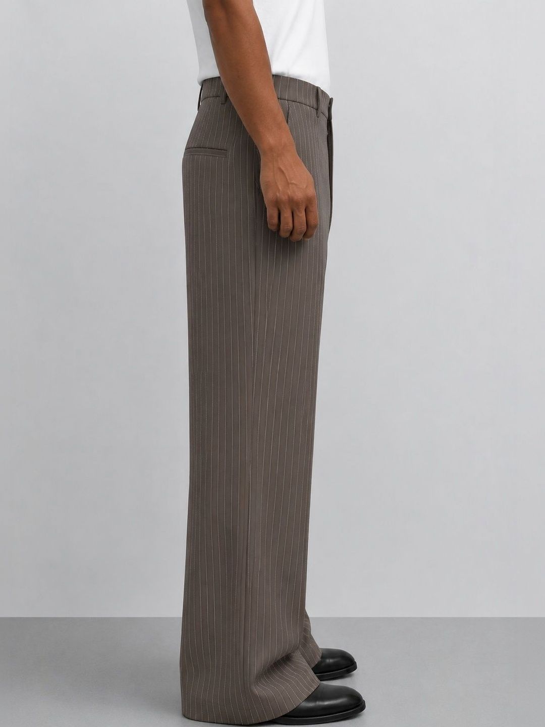 Men Striped Relaxed Easy Wash Trousers