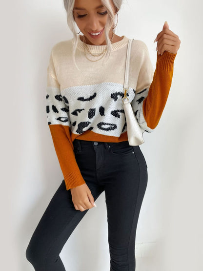 Women's White Animal Printed Pullover Blend Regular Fit