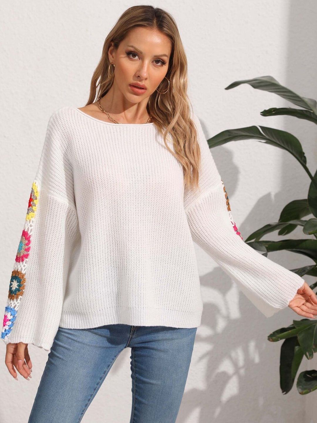 Women Colourblocked Ribbed Pullover with Embroidered Detail