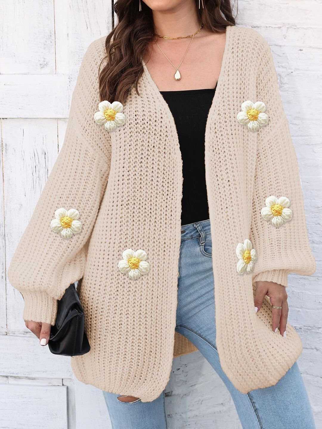 Women Ribbed with Applique Detail