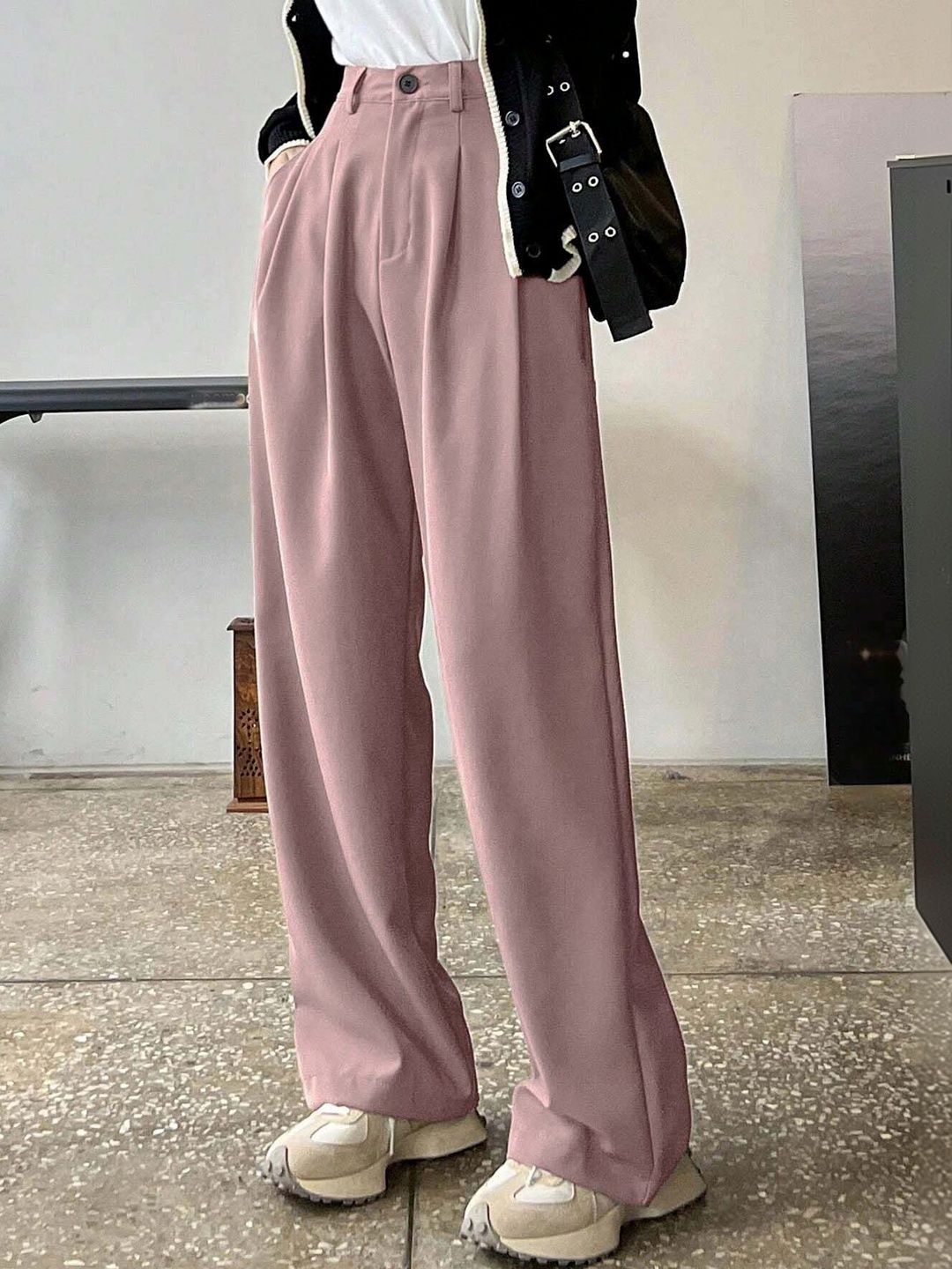 Women Straight Fit Pleated Trousers