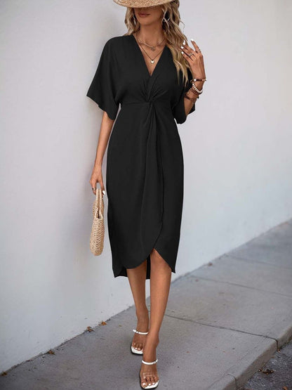 Batwing Sleeve Midi Dress in Black polyester - Nowi Korean Fashion