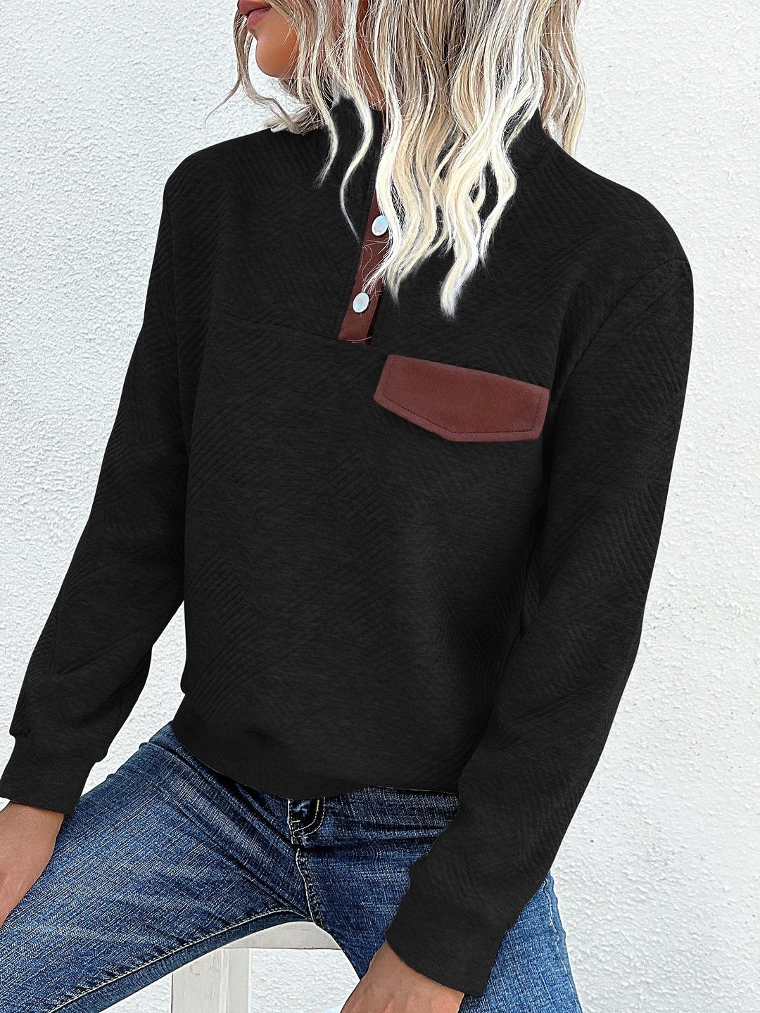 Sweatshirt in Black Cotton Style 75 - Nowi Korean Fashion