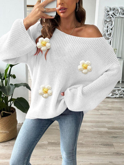 Women Ribbed Pullover with Applique Detail