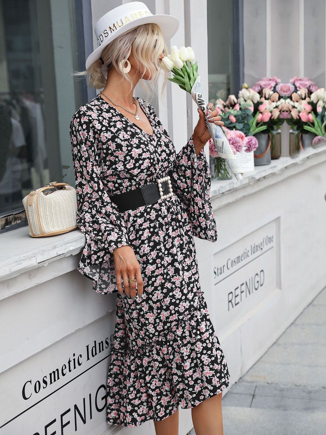 Women's Black Floral Print Bell Sleeve Midi Dress