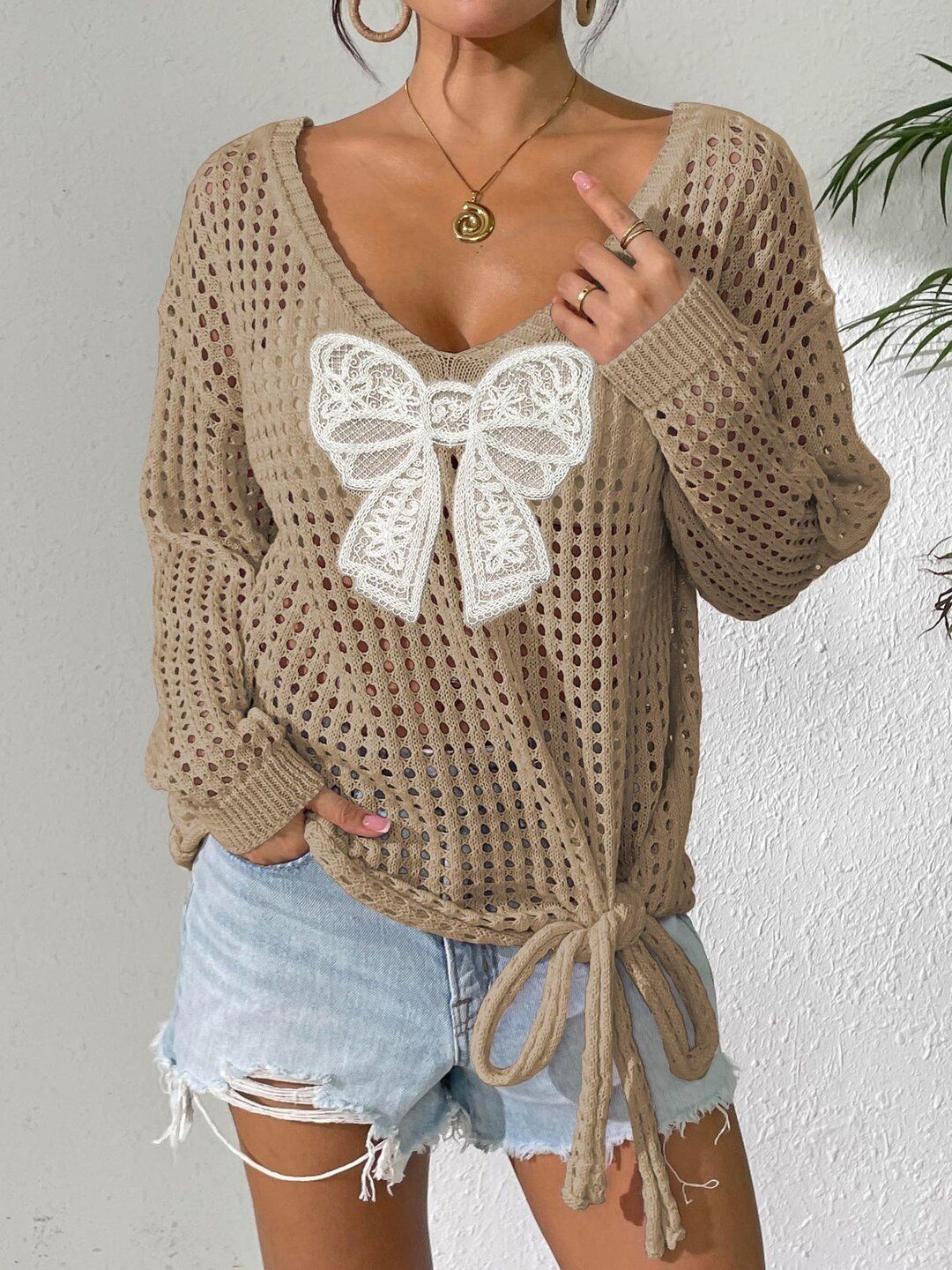 Women Pullover with Applique Detail