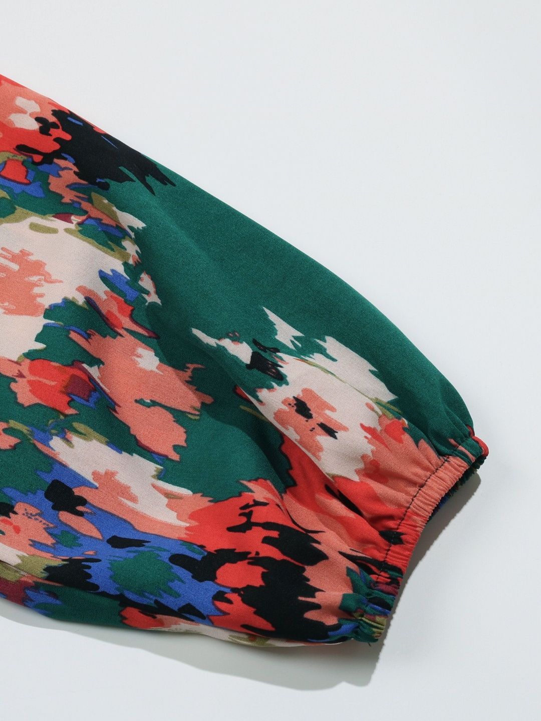 Women's Nowi Floral Midi Dress With Pleated Skirt
