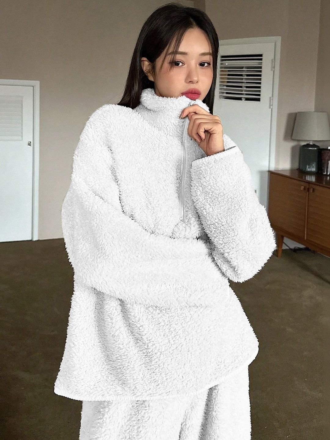 Spread Collar Long Sleeves Night Suit