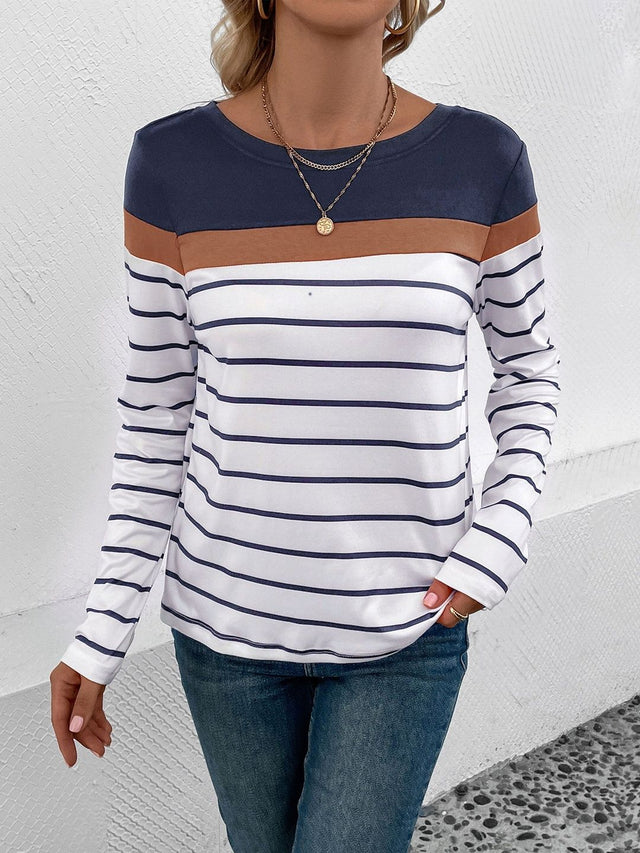 Striped T-shirt in White Cotton Round Neck - Nowi Korean Fashion