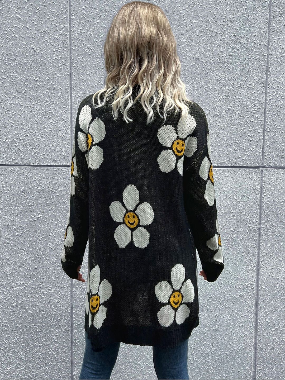 Women's Black Floral Printed Cardigan Blend Regular Fit