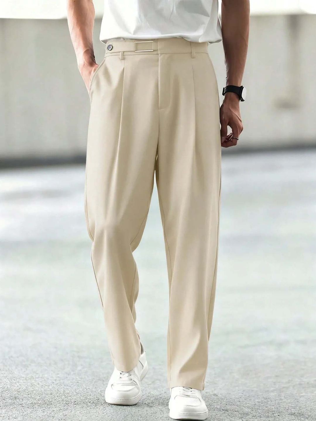 Men Straight Fit Wrinkle Free Pleated Trousers