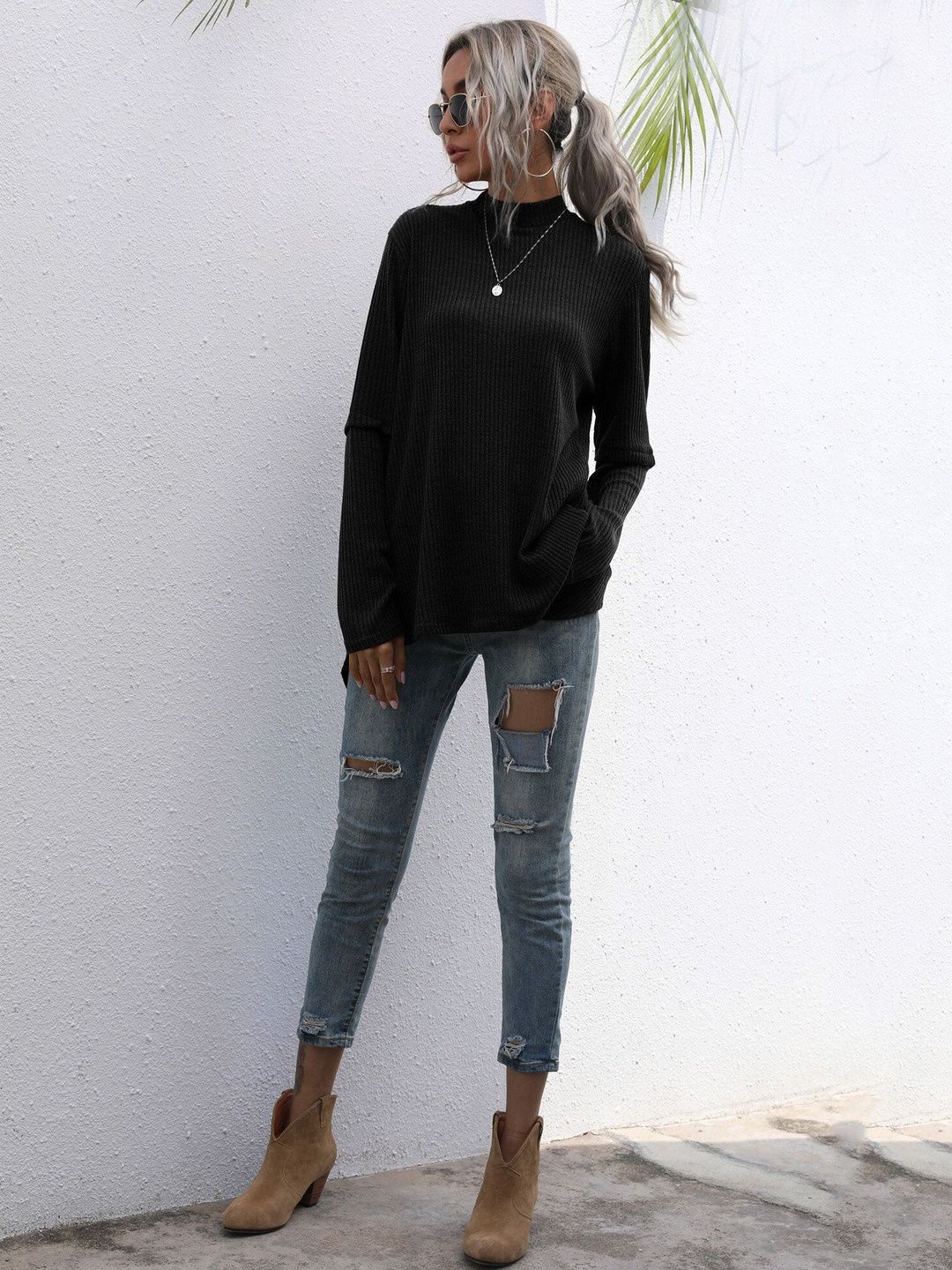 Women's Black Ribbed Pullover Blend Printed Regular Fit