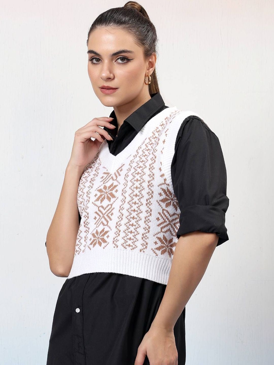 NOWI Women Fair Isle Woollen Crop Sweater Vest