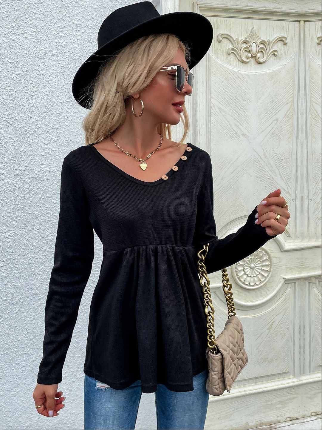 Women's Black Ribbed Pullover Blend Printed Regular Fit