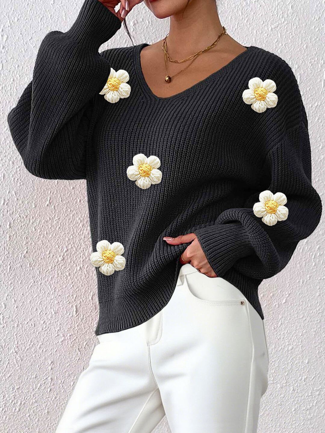 Women Embroidered Ribbed Pullover with Embroidered Detail
