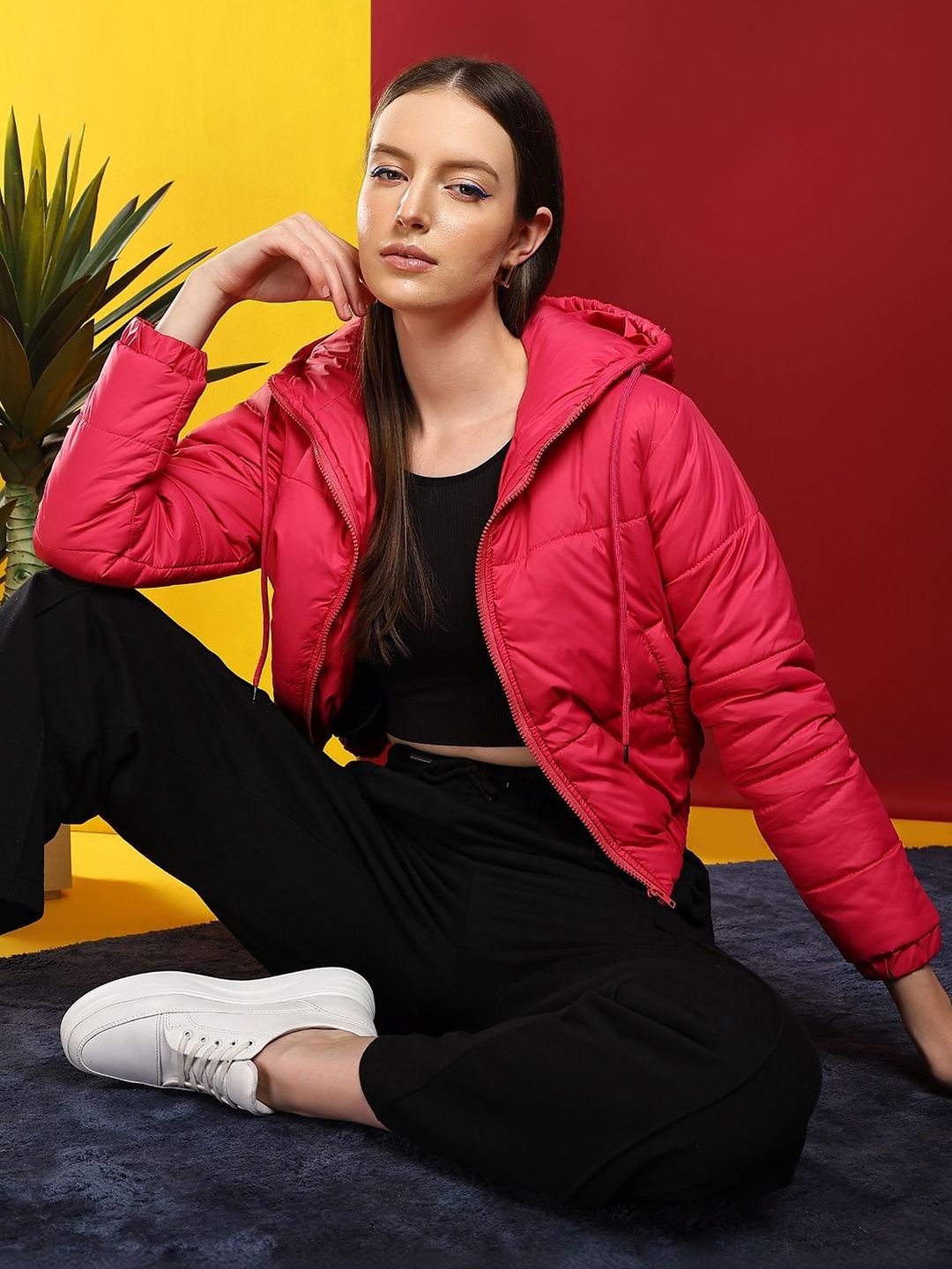NOWI Women Solid Lightweight Crop Puffer Jacket