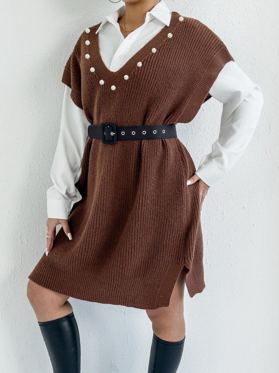 Women Ribbed Longline Sweater Vest with Embellished Detail