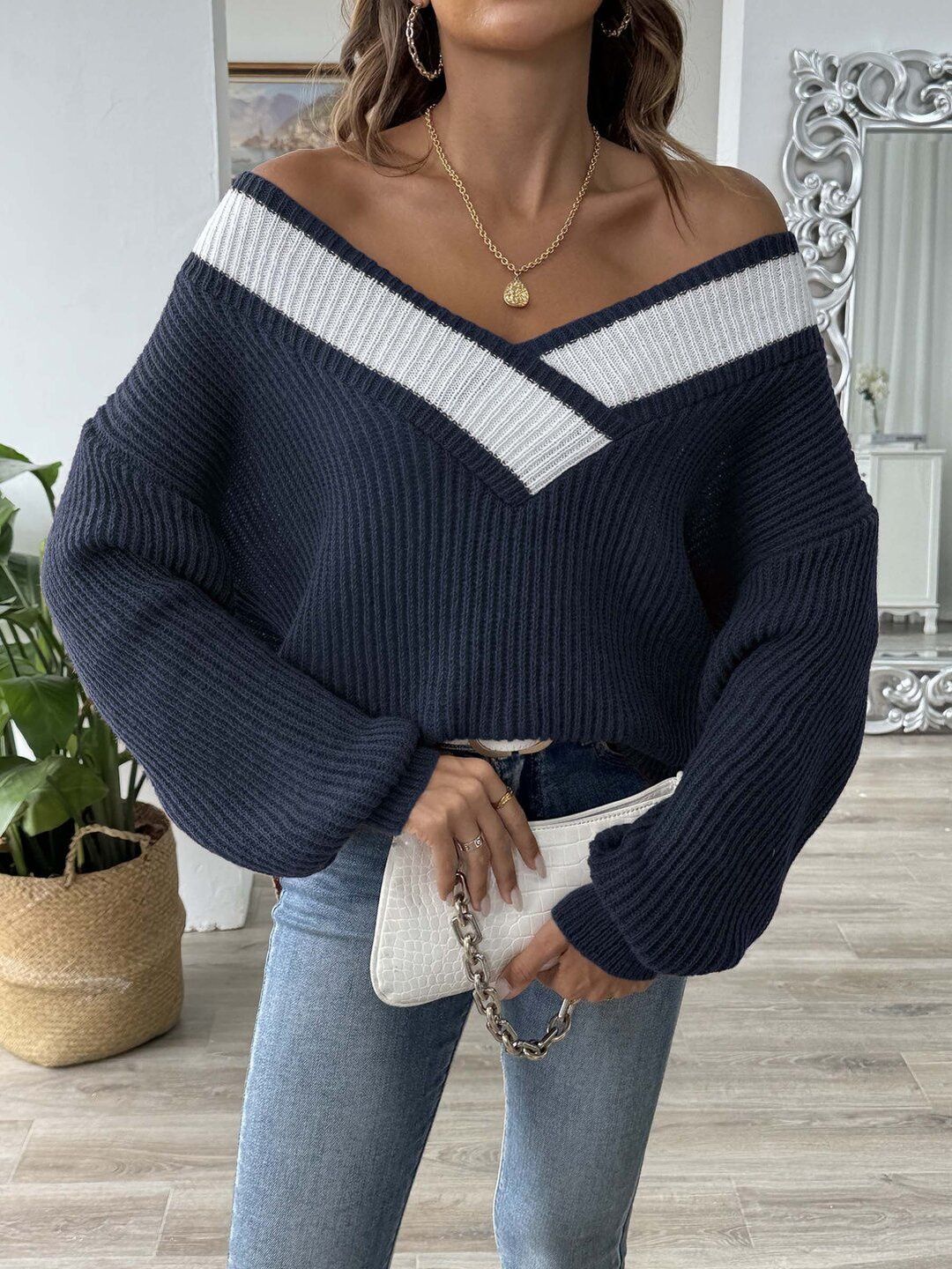 Women Colourblocked Pullover