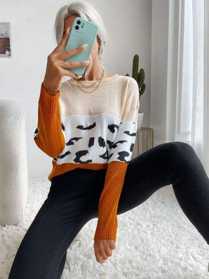 Women's White Animal Printed Pullover Blend Regular Fit