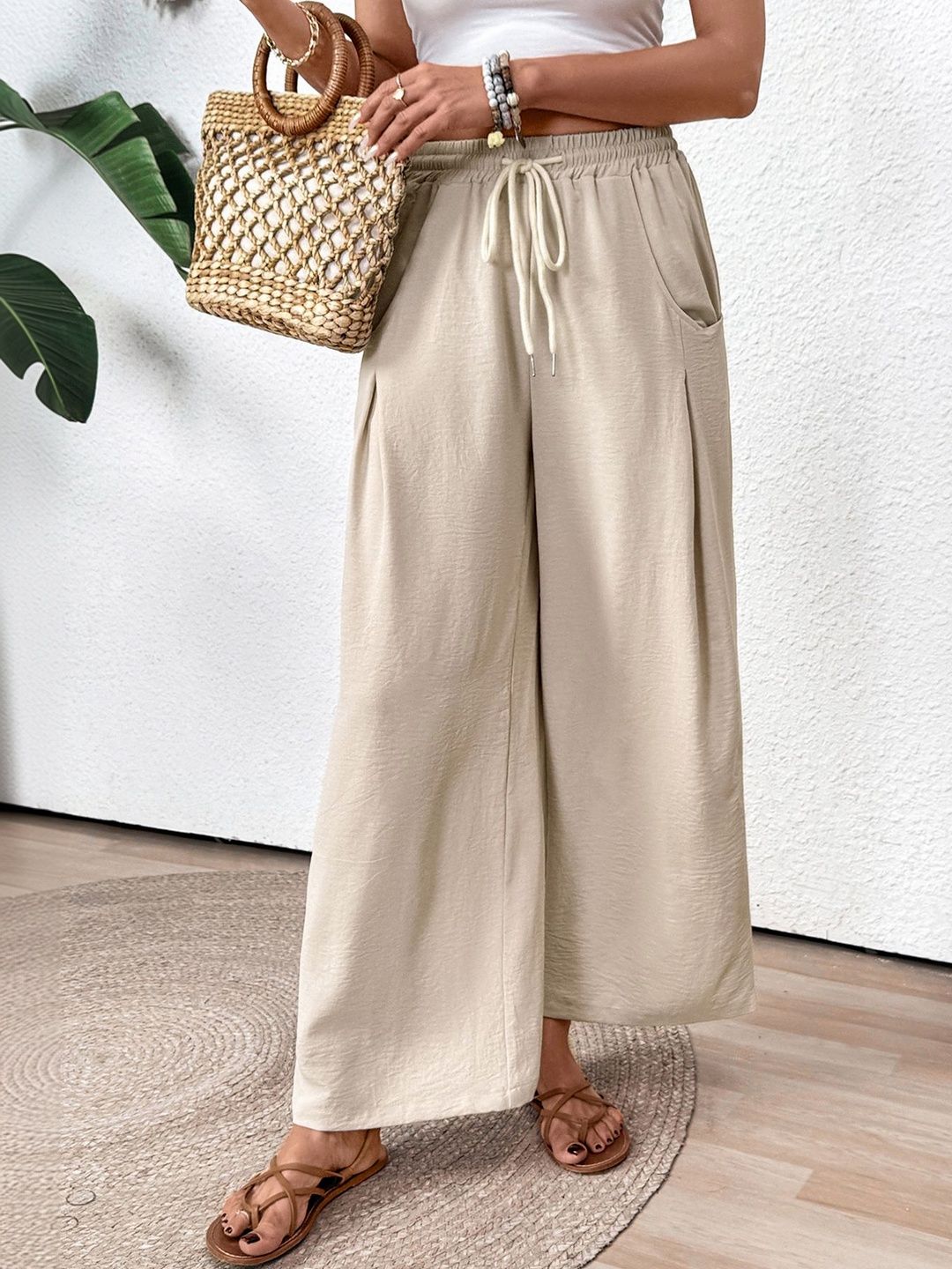 Women Loose Fit Non Iron Pleated Trousers