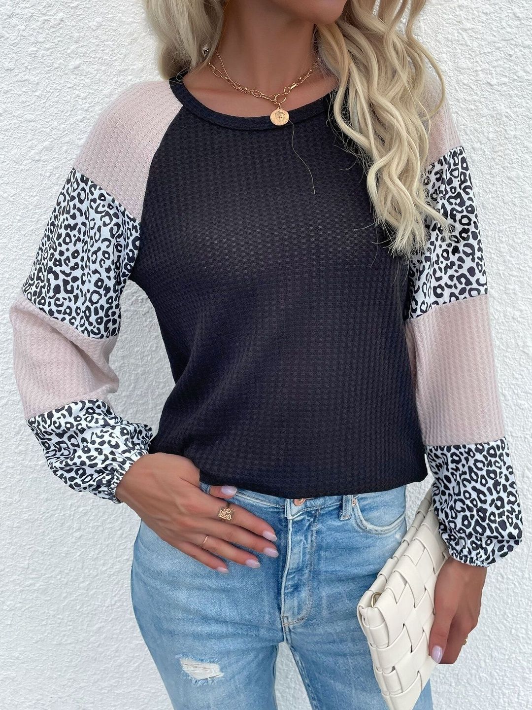 Women Colourblocked Pullover
