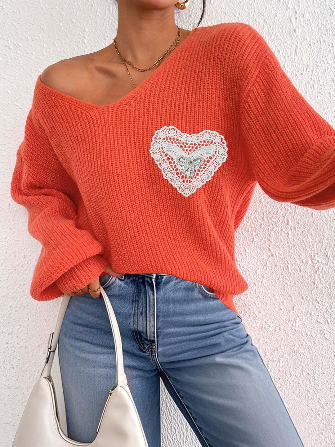 Women Ribbed Pullover with Embroidered Detail