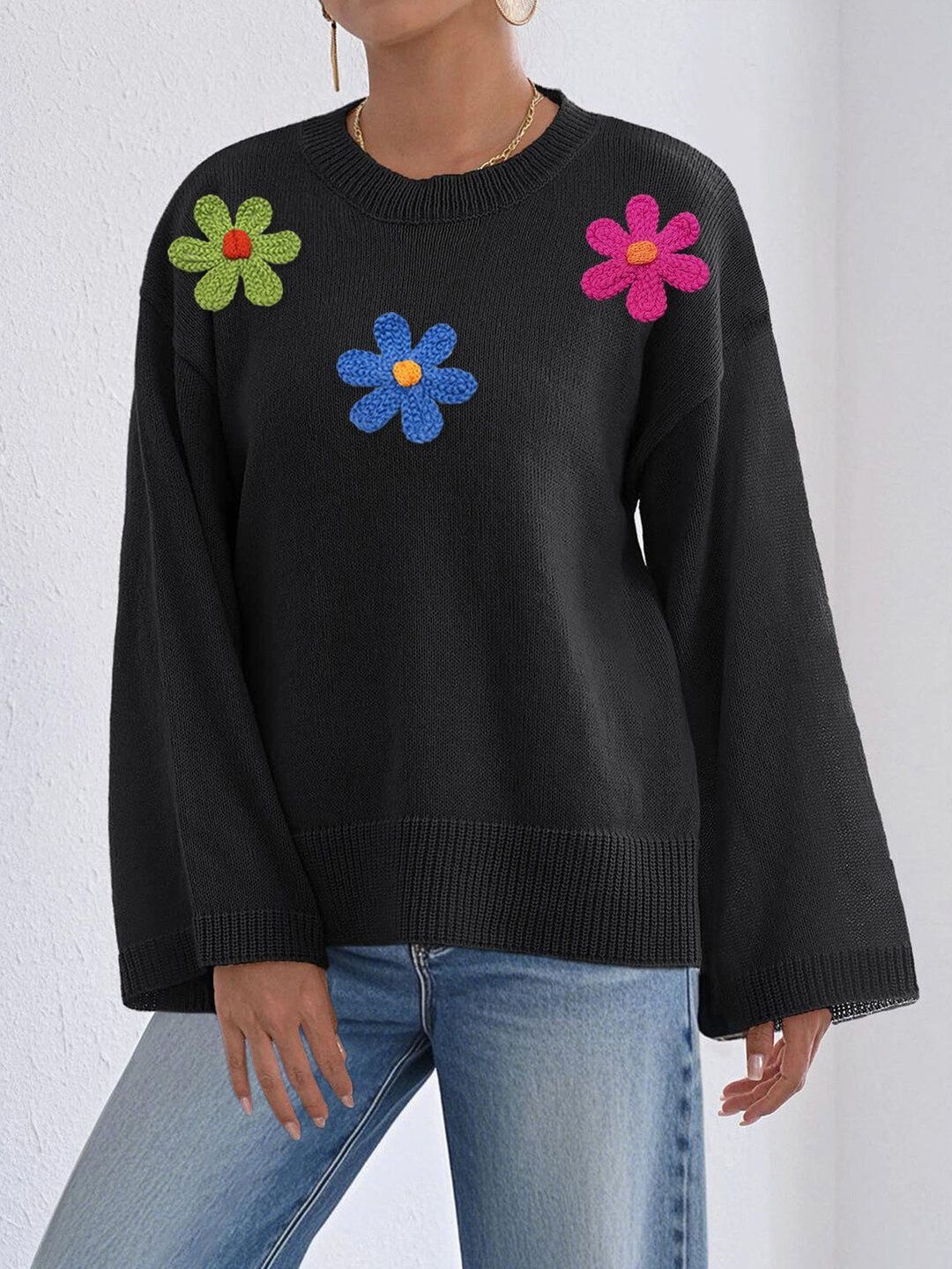 Women Floral Printed Pullover with Embroidered Detail