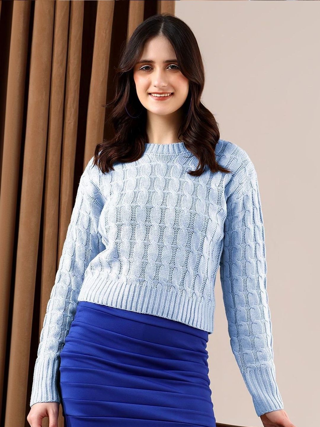 Women Cable Knit Woollen Crop Pullover