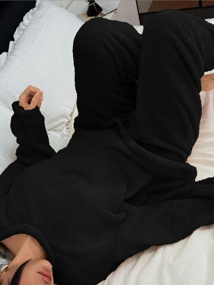 Round Neck Sweatshirt & Trousers Co-Ords