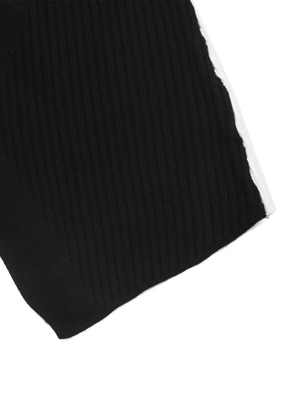 Women's Black Colourblocked Pullover Blend Printed