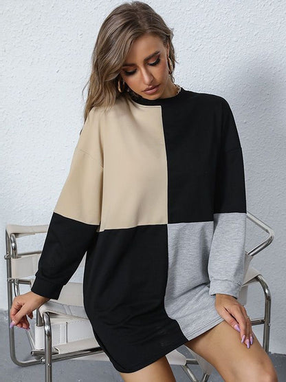 Women's Black Colourblocked Pullover Blend Printed