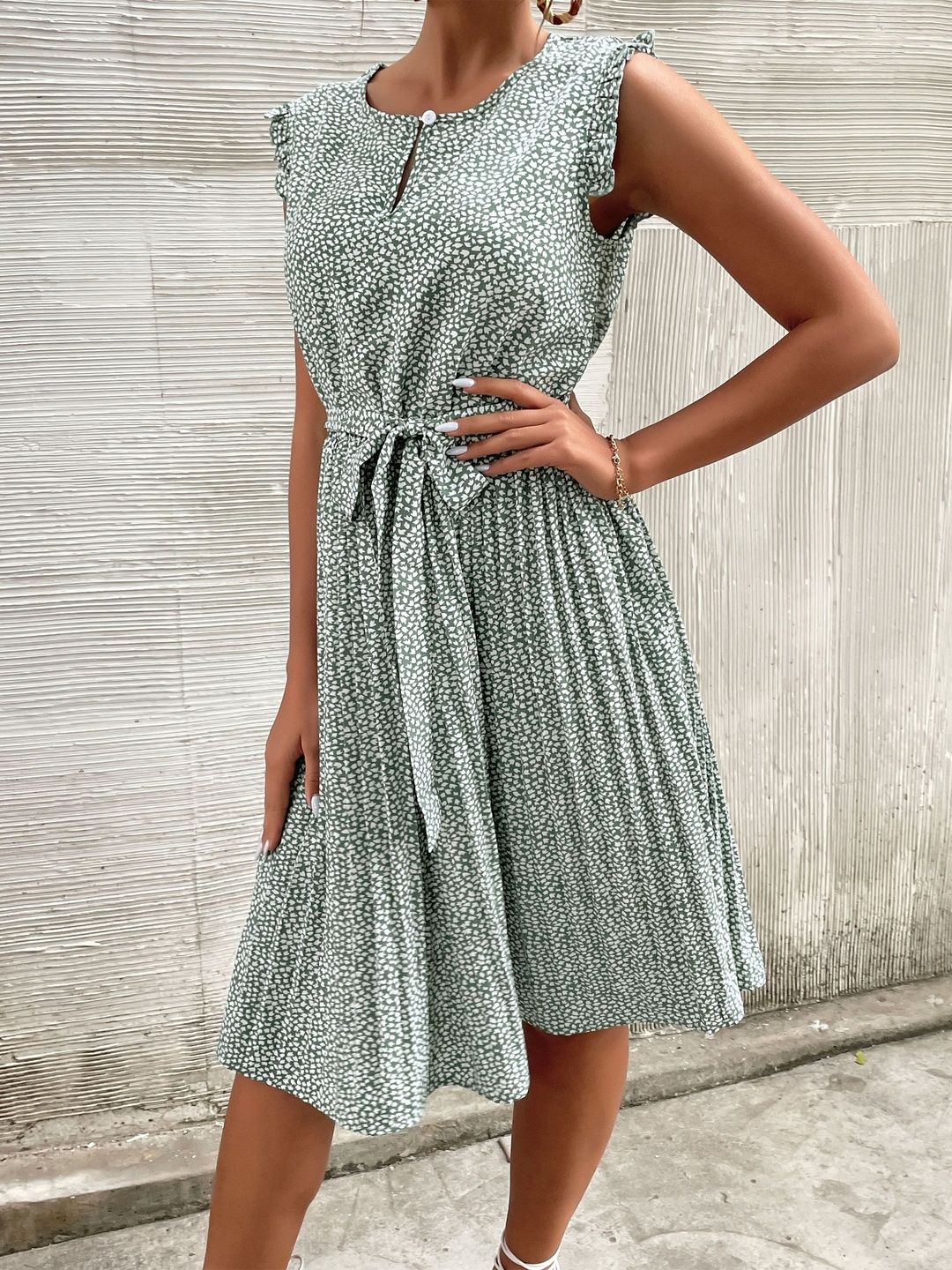 Floral Print Flutter Sleeve Fit & Flare Midi Dress