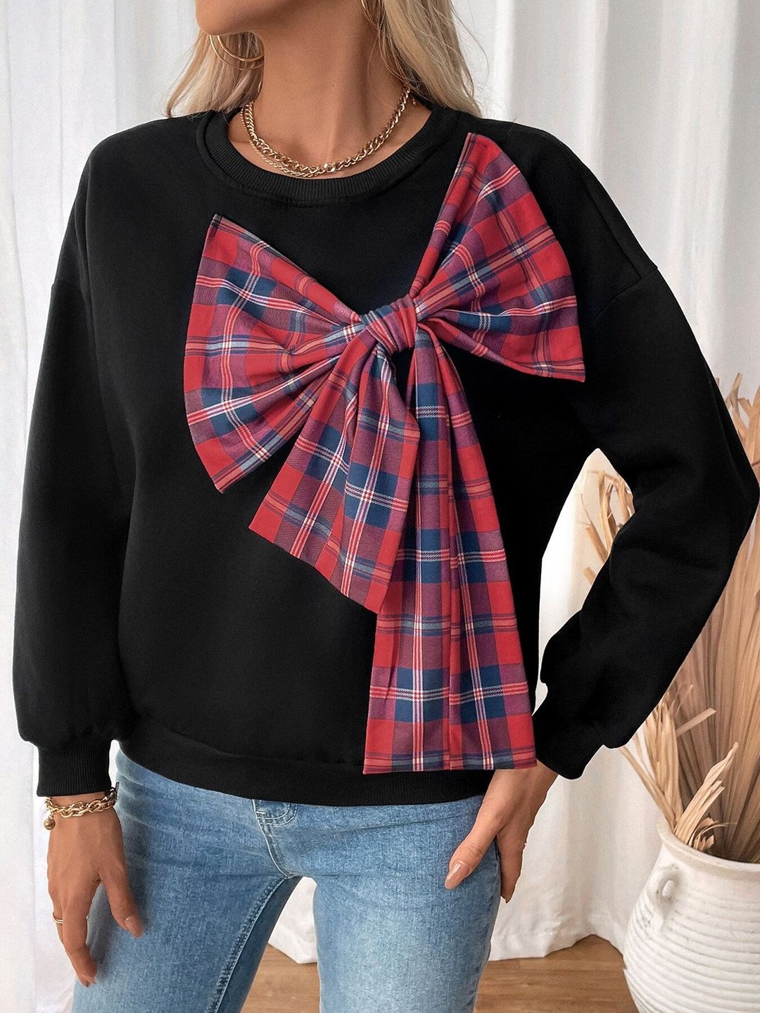 Women Colourblocked Sweatshirt