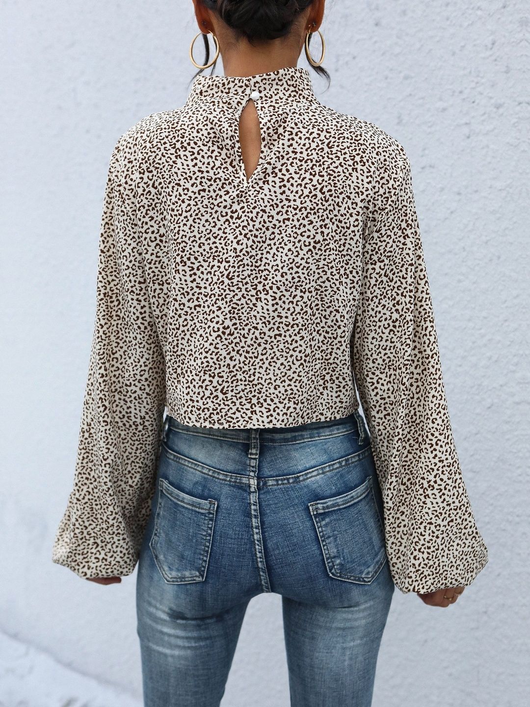 Women's Nowi Animal Print Flared Sleeve Twisted Crop Top