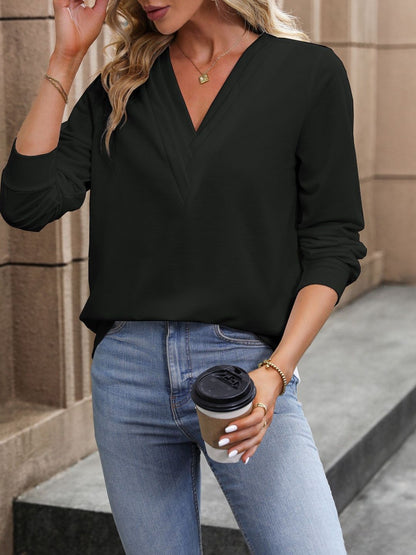 Sweatshirt in Black Cotton V-Neck - Nowi Korean Fashion