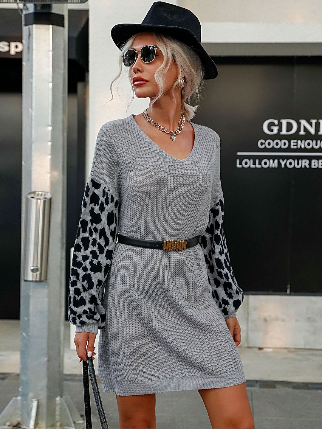 Women's Grey Animal Colourblocked Pullover