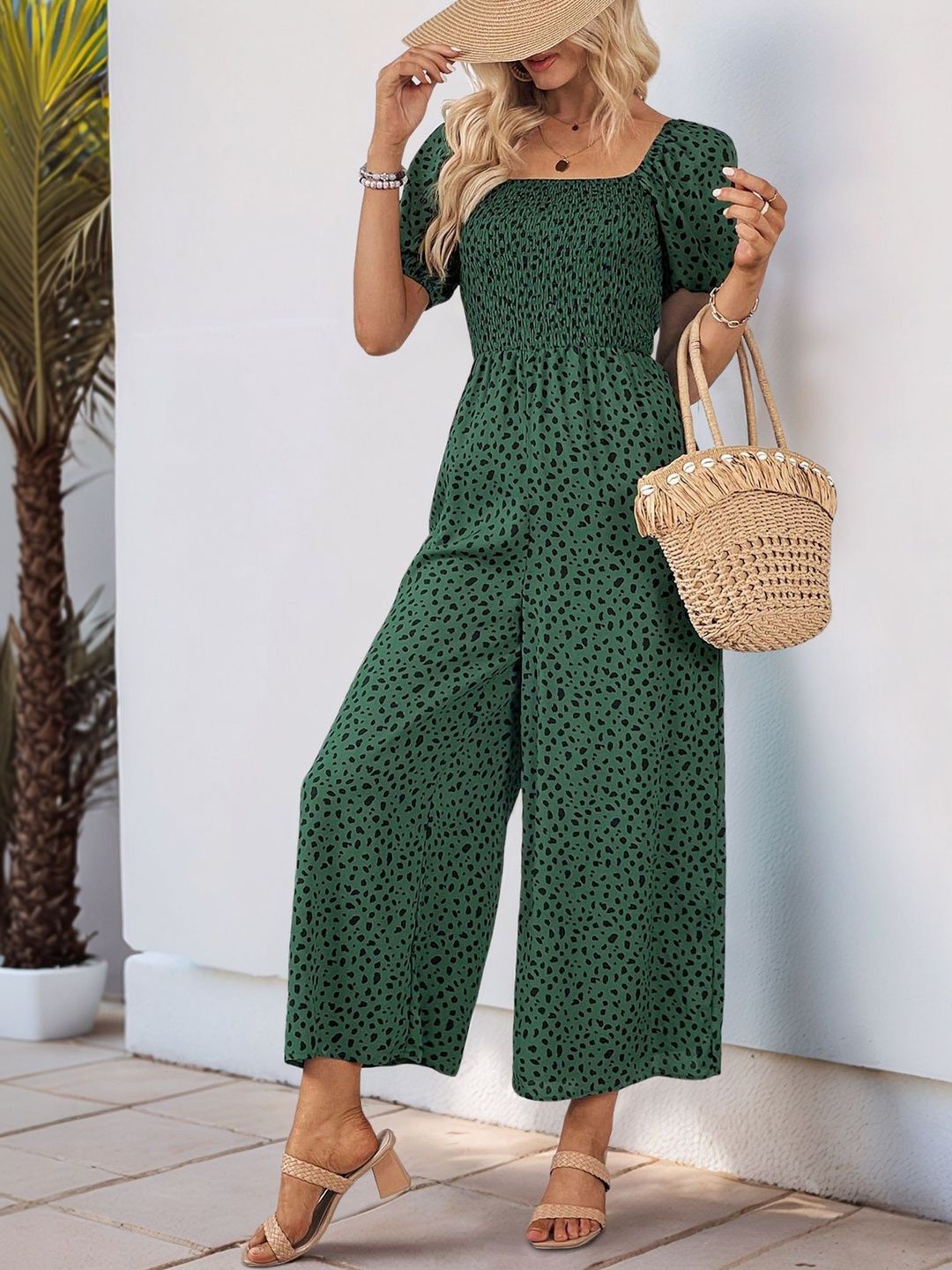 Printed Basic Jumpsuit in Green cotton Short Sleeve - Nowi Korean Fashion