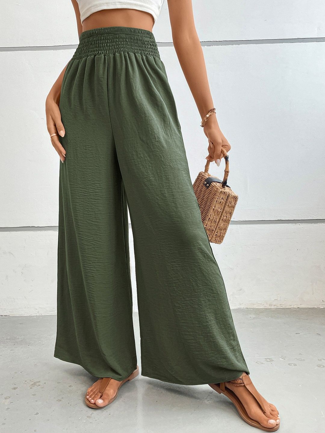 Women Loose Fit High-Rise Trousers