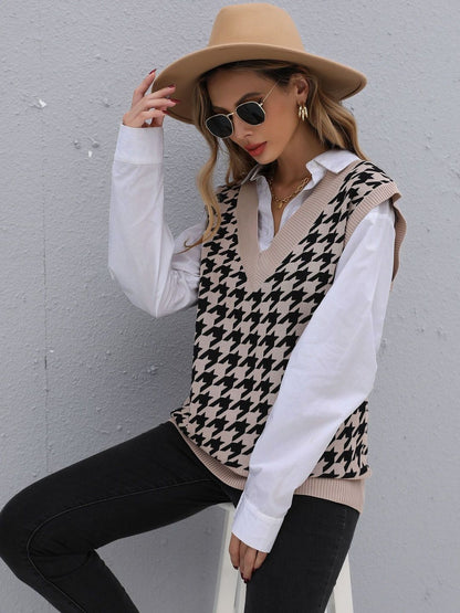 Women's Beige Checked Printed Sweater Vest